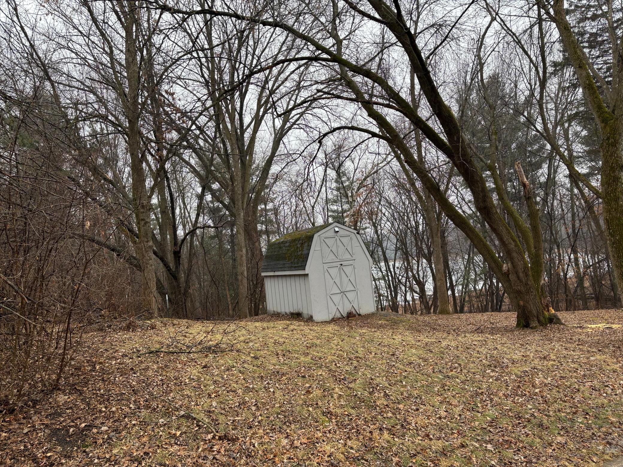 925 6th Avenue Property Photo 3