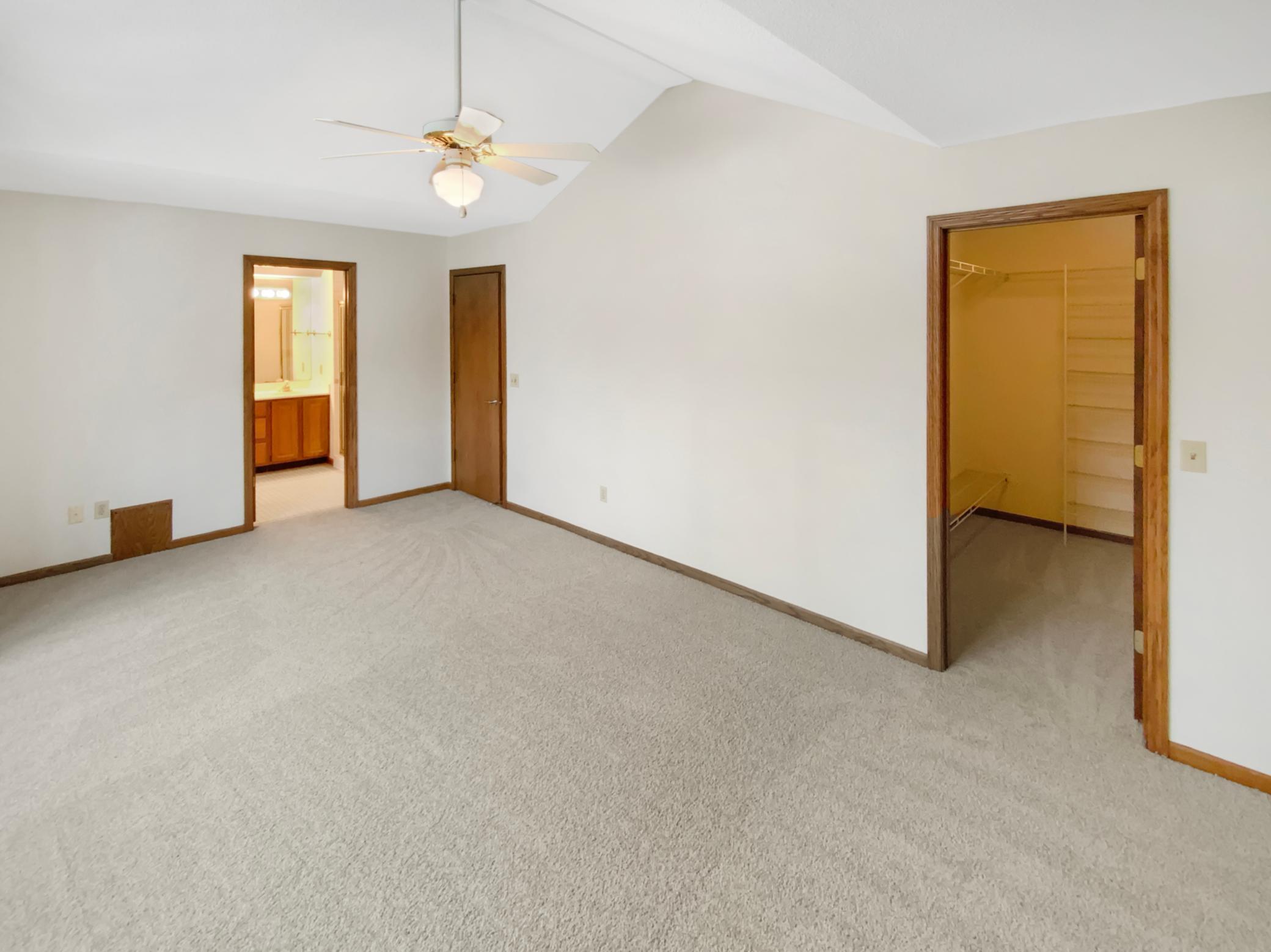 6991 Edenvale Boulevard Property Photo 3
