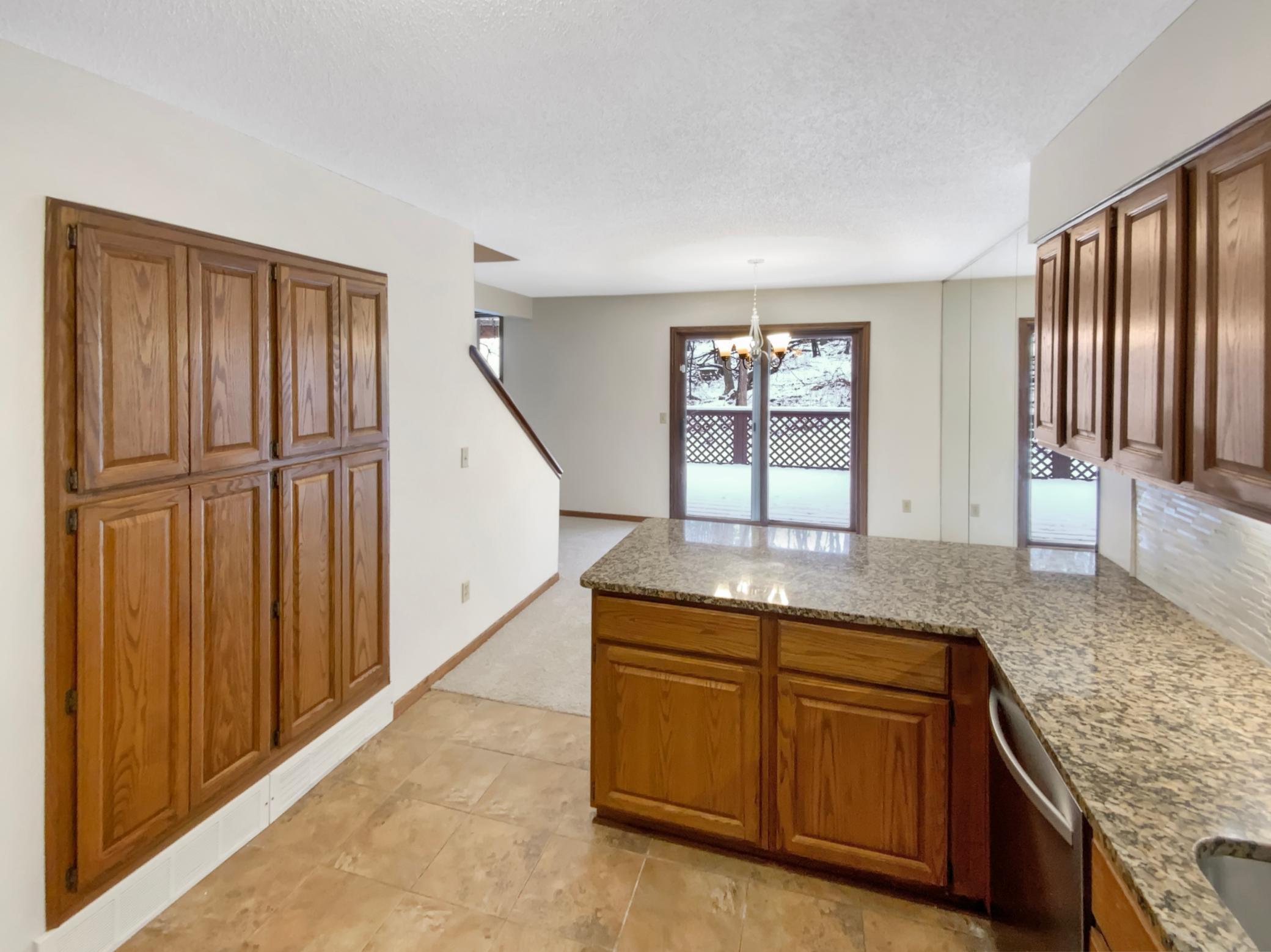 6991 Edenvale Boulevard Property Photo 9