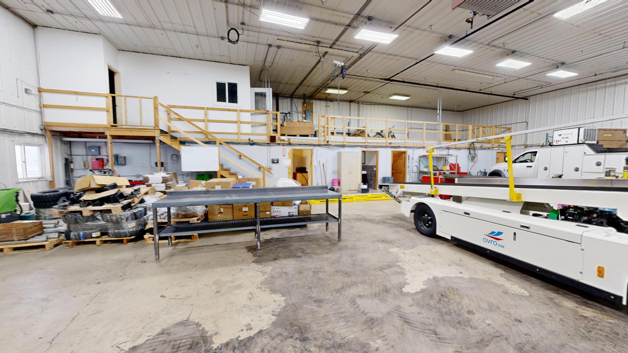 308 Industrial Drive Property Photo 5