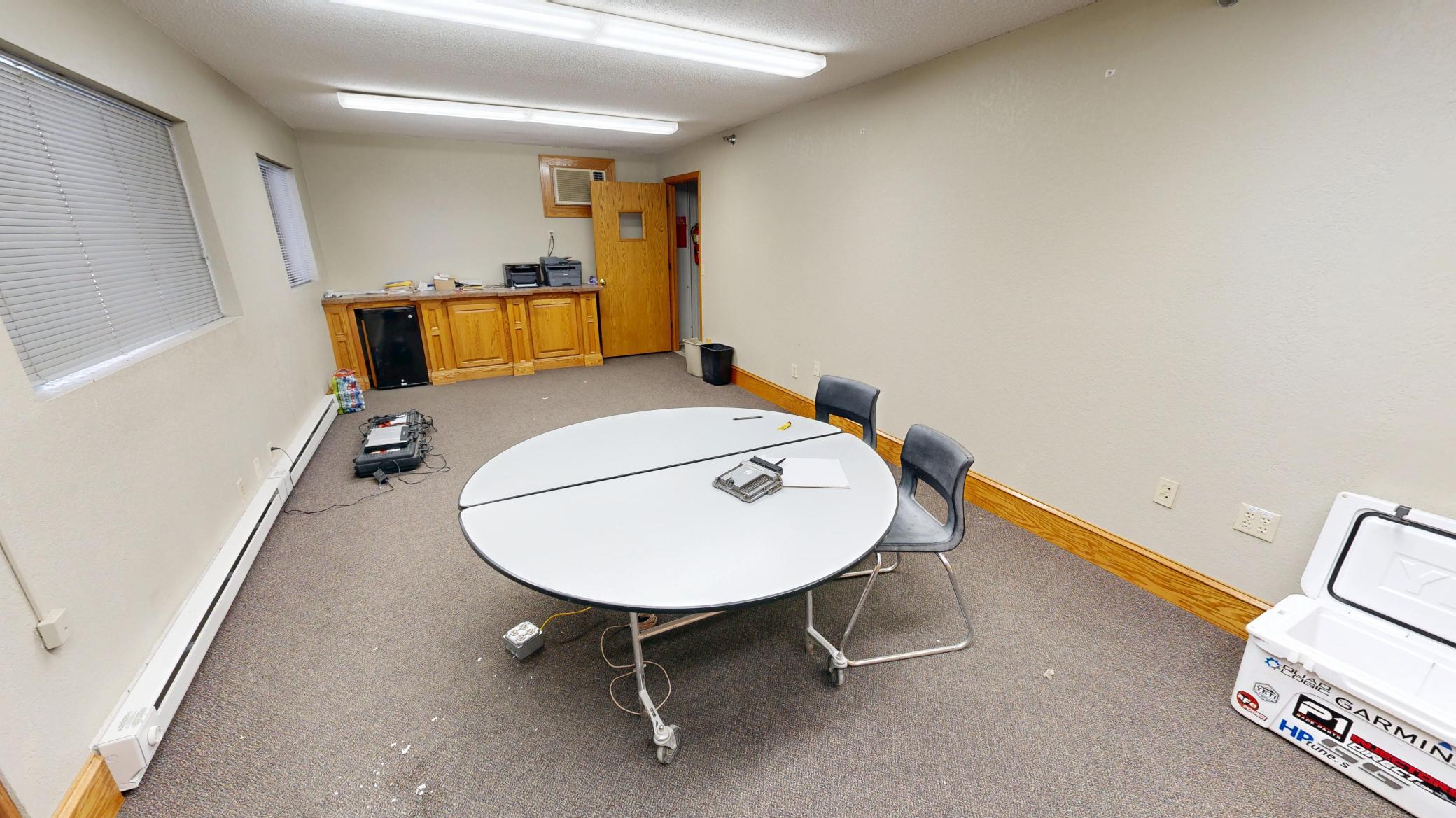 308 Industrial Drive Property Photo 14