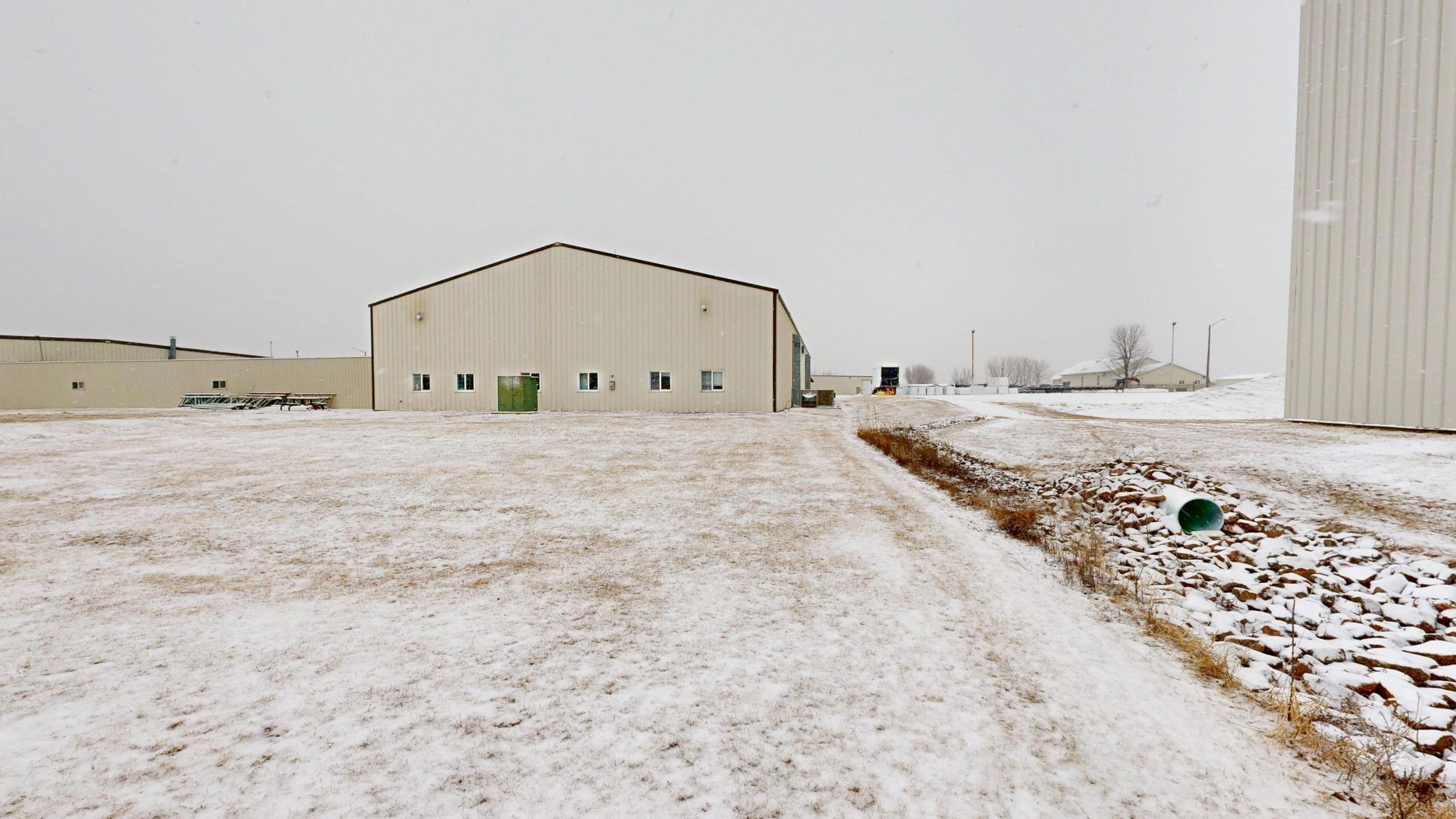 308 Industrial Drive Property Photo 38
