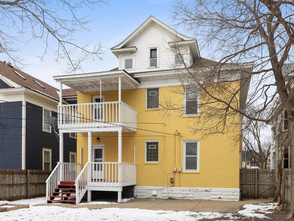 2017 Pleasant Avenue Property Photo 4