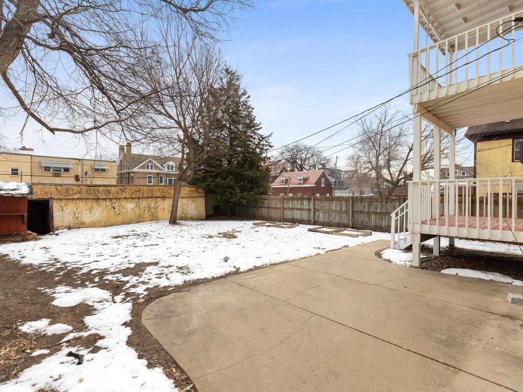 2017 Pleasant Avenue Property Photo 5