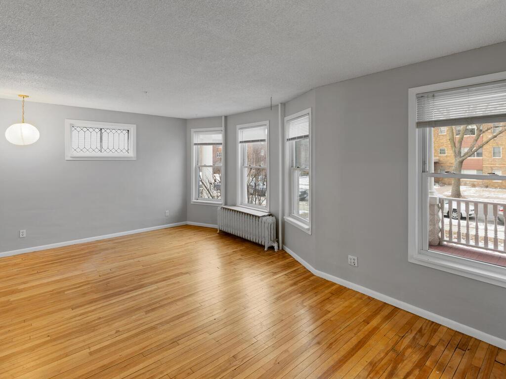 2017 Pleasant Avenue Property Photo 9