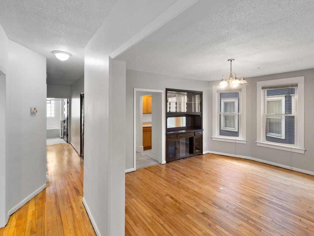2017 Pleasant Avenue Property Photo 12