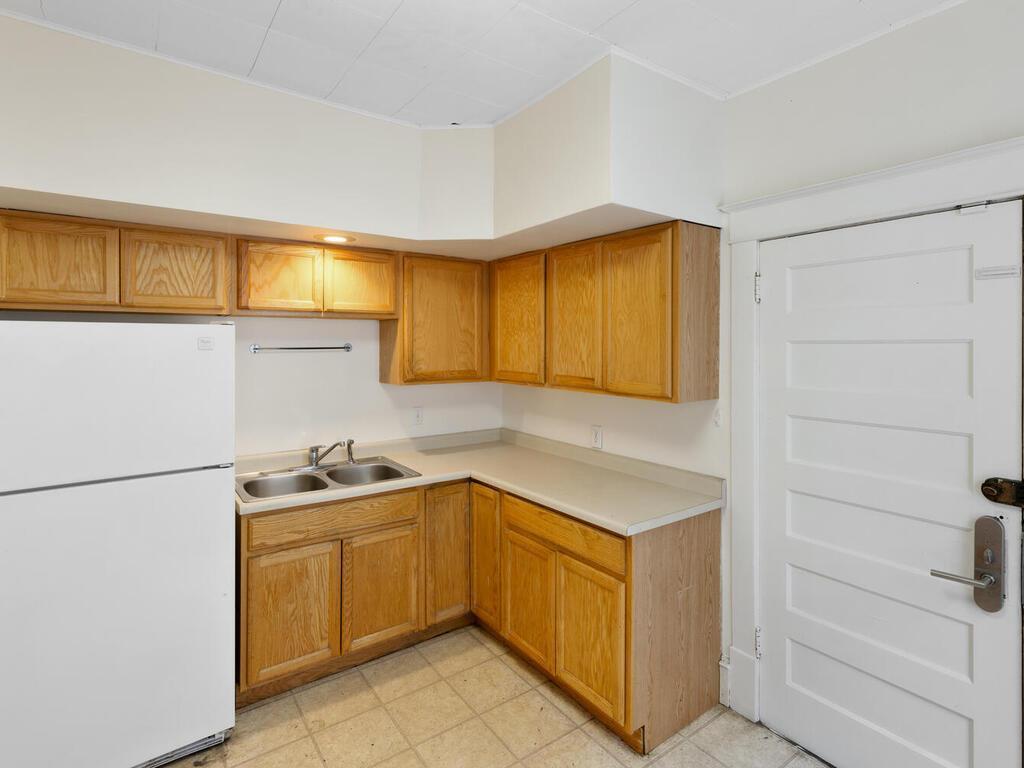 2017 Pleasant Avenue Property Photo 19