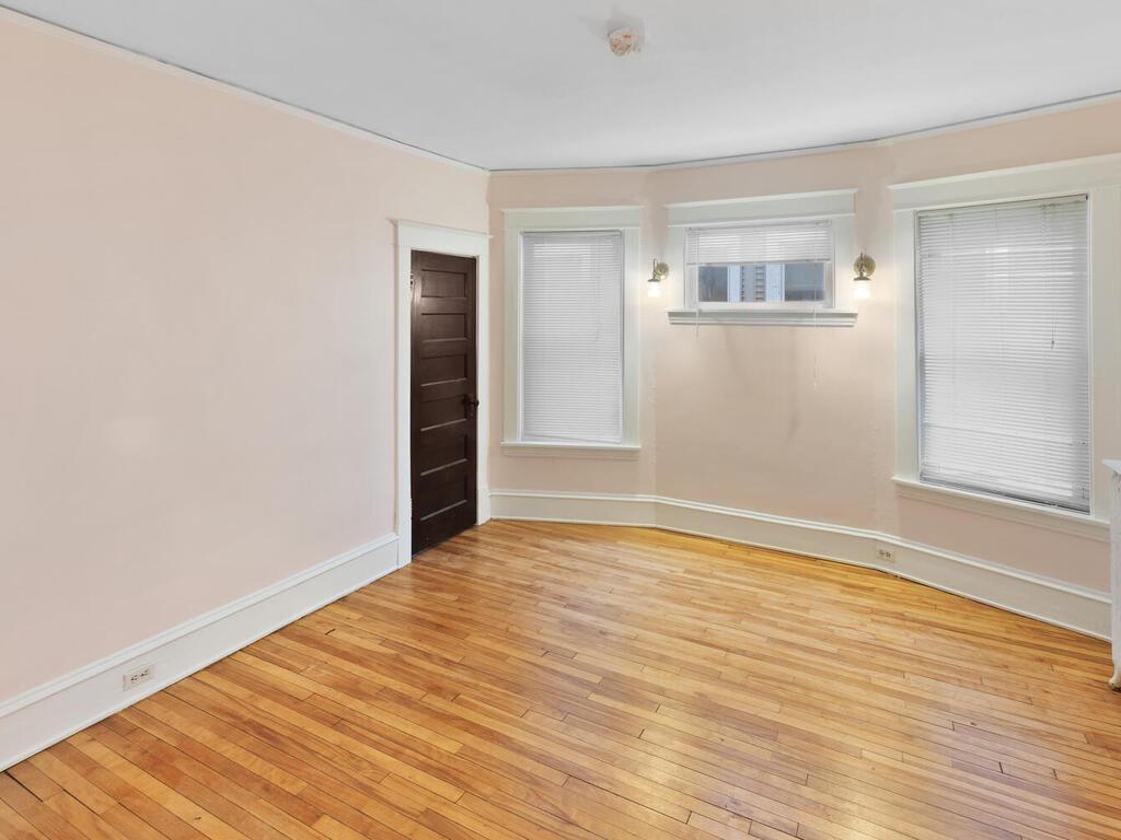 2017 Pleasant Avenue Property Photo 20