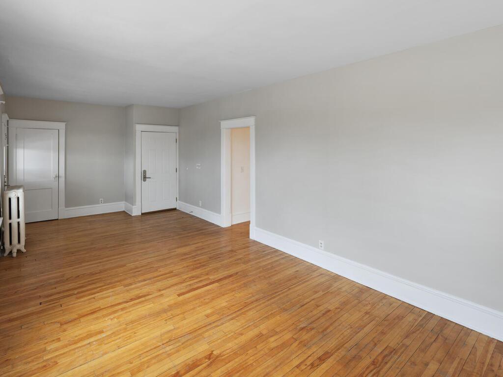 2017 Pleasant Avenue Property Photo 32