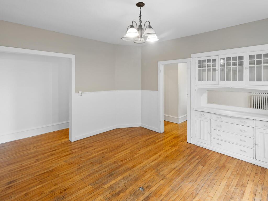 2017 Pleasant Avenue Property Photo 37