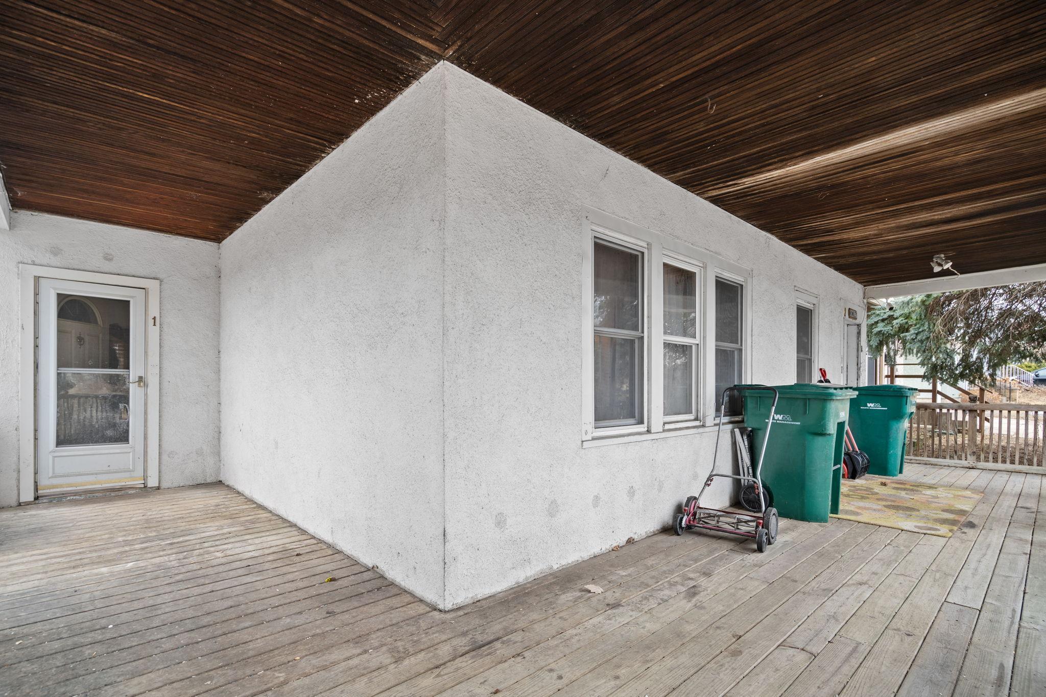 188 Curtice Street Property Photo 3