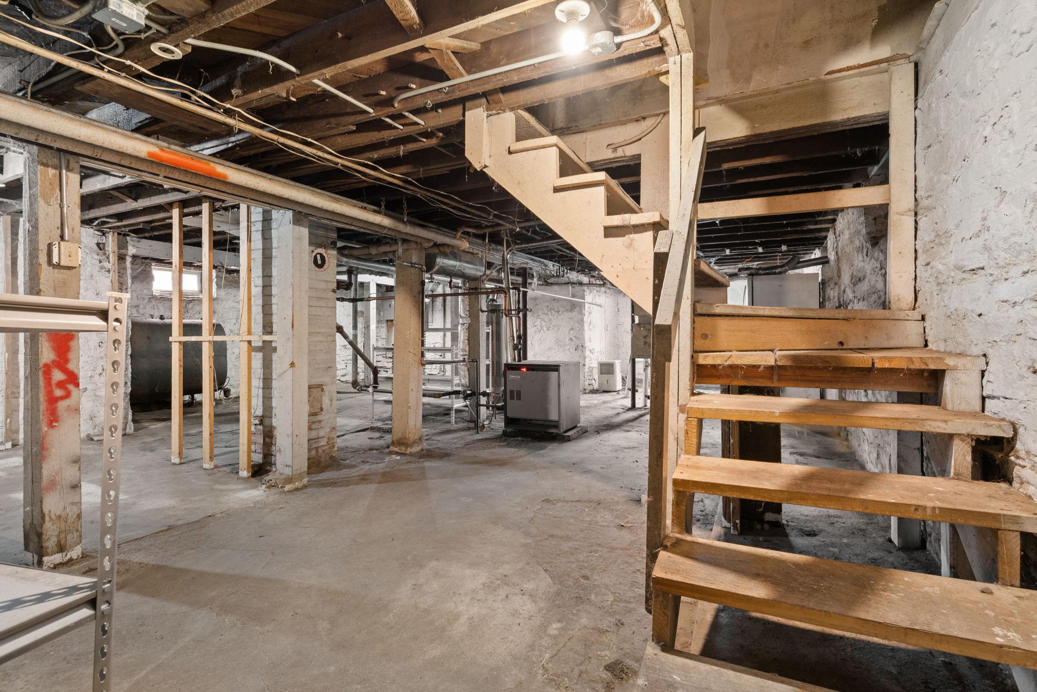 188 Curtice Street Property Photo 30