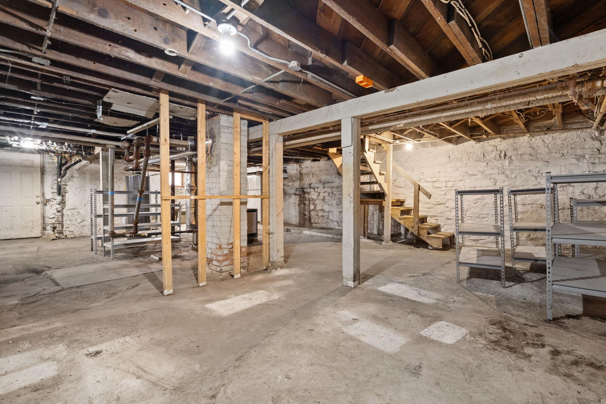 188 Curtice Street Property Photo 31