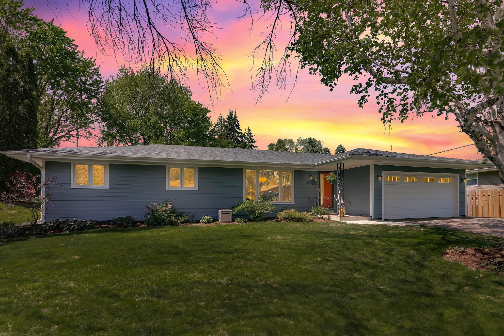 2477 Lydia Avenue Property Photo 1