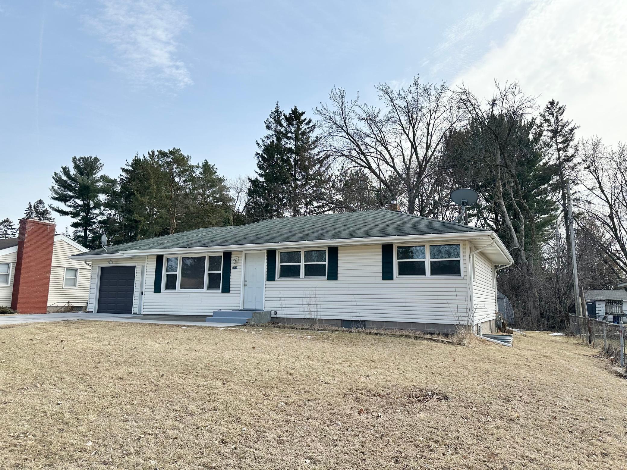 184 Hawes Avenue Property Photo 1