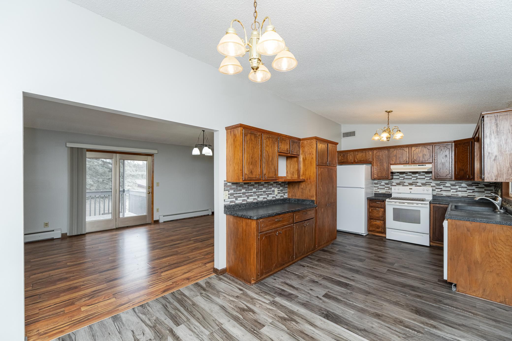 810 1st Street Property Photo 10