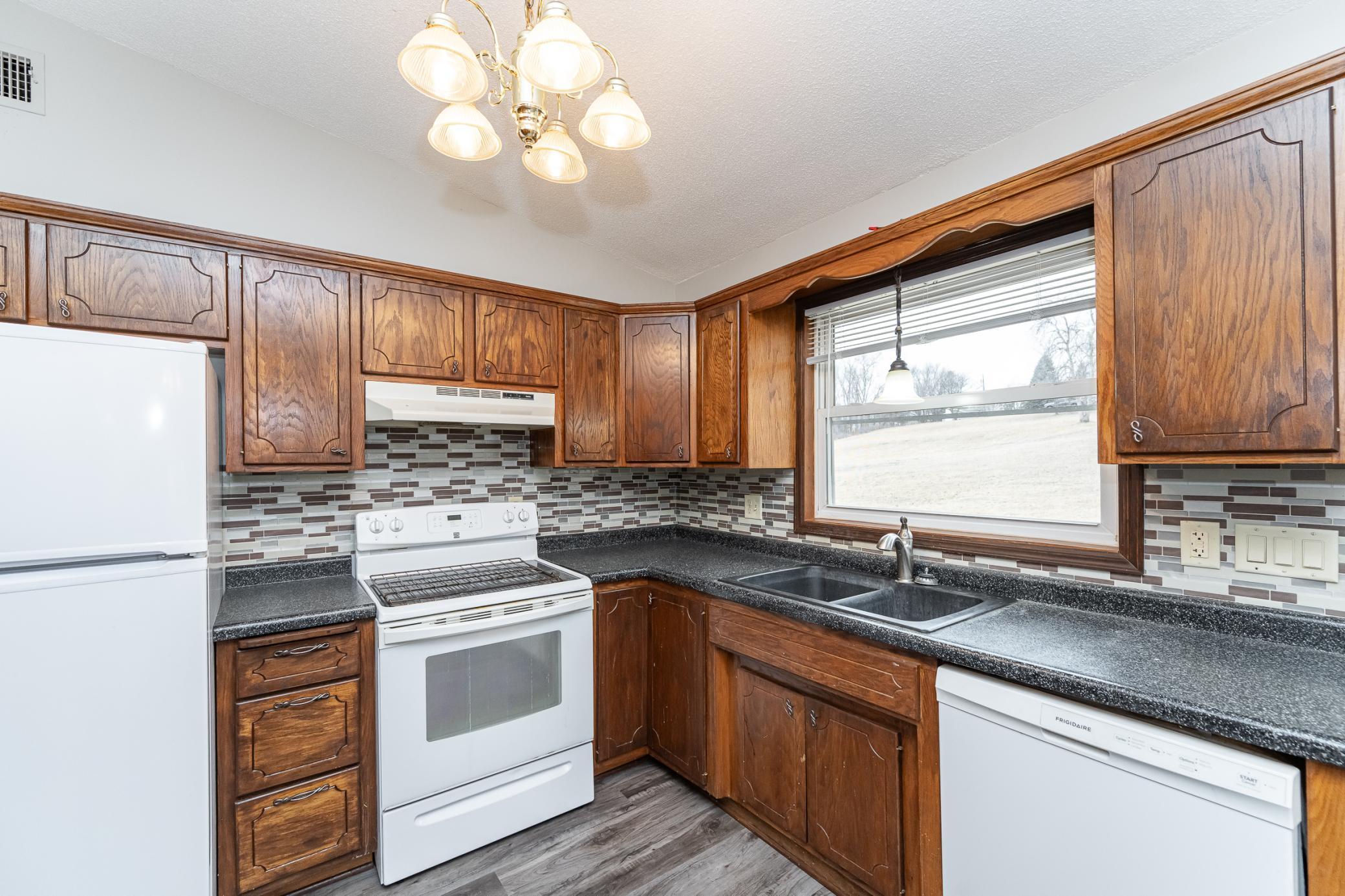 810 1st Street Property Photo 11