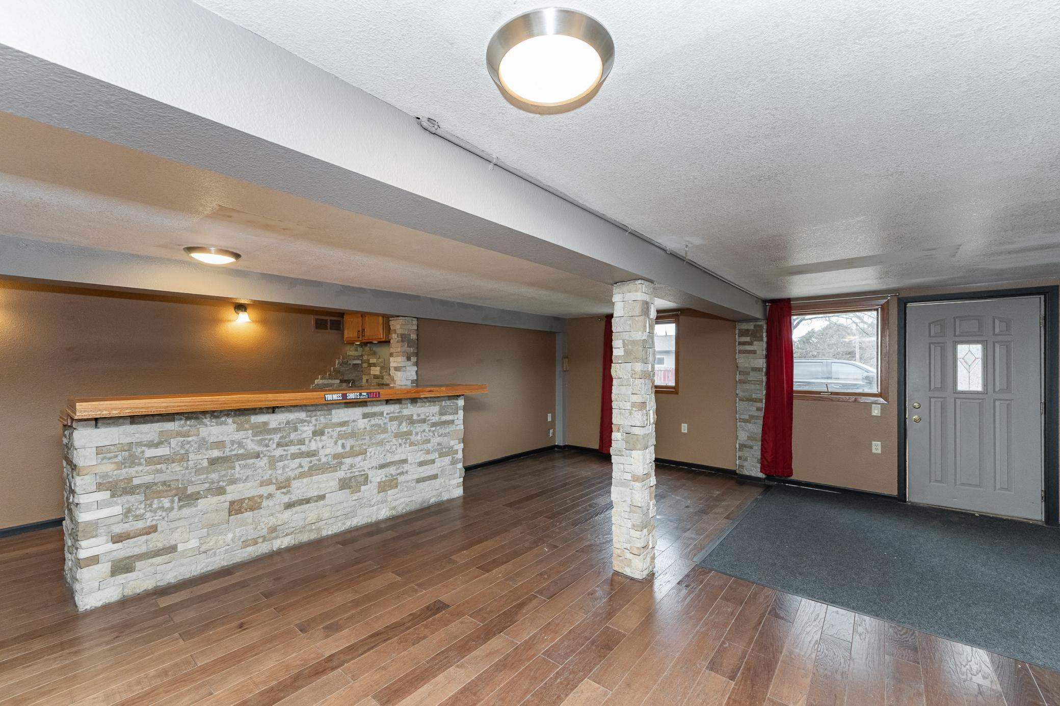 810 1st Street Property Photo 12