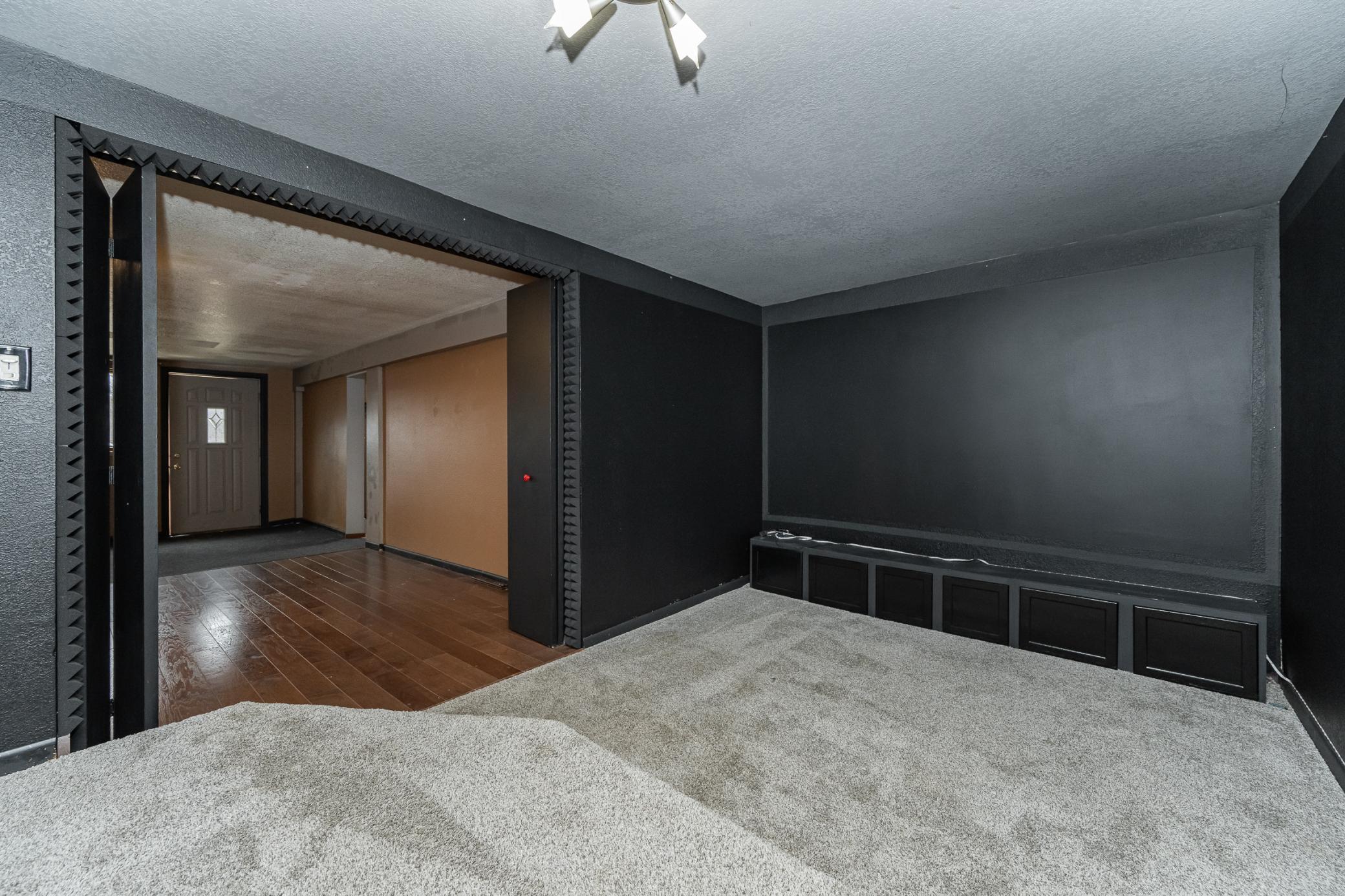 810 1st Street Property Photo 18