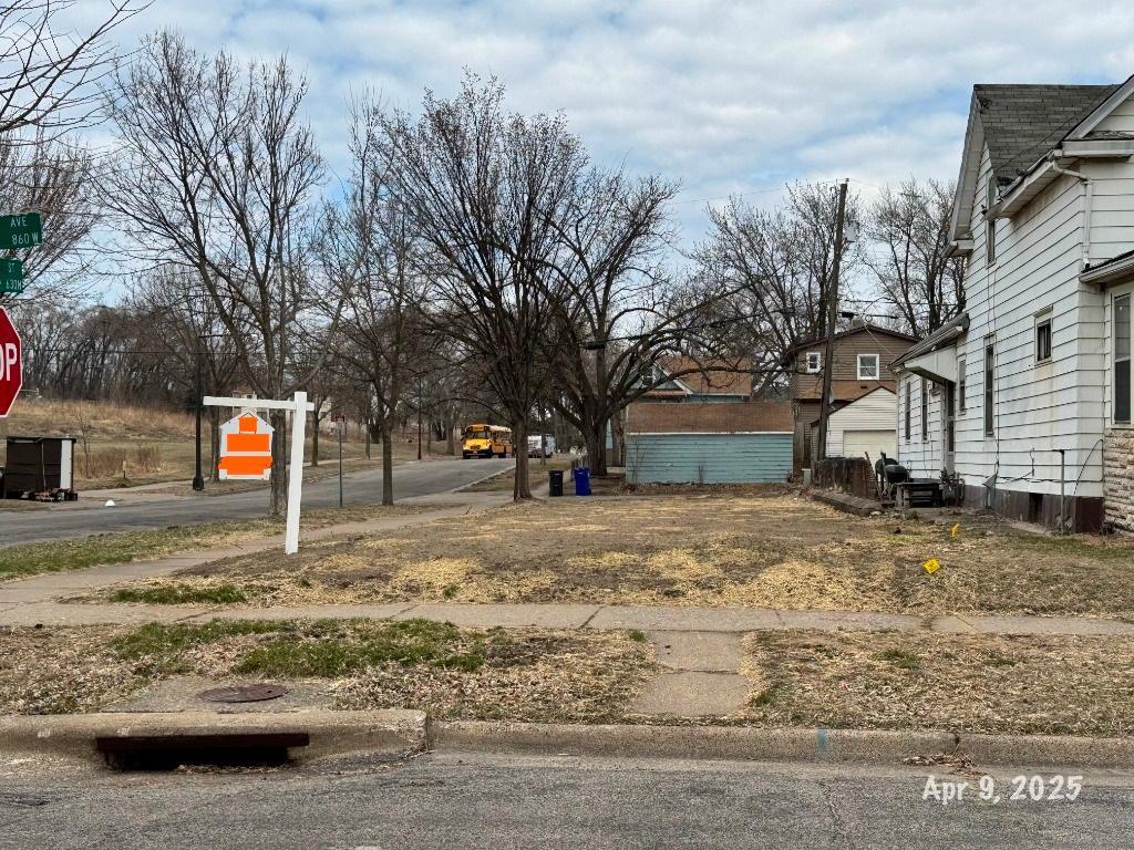 857 Lafond Avenue Property Photo 1