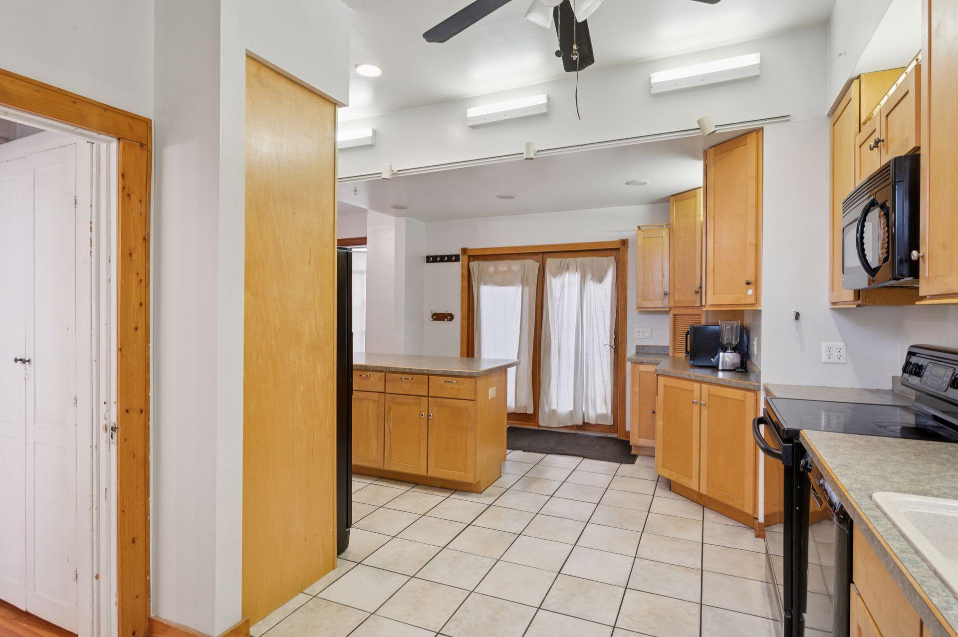 5234 41st Avenue Property Photo 5