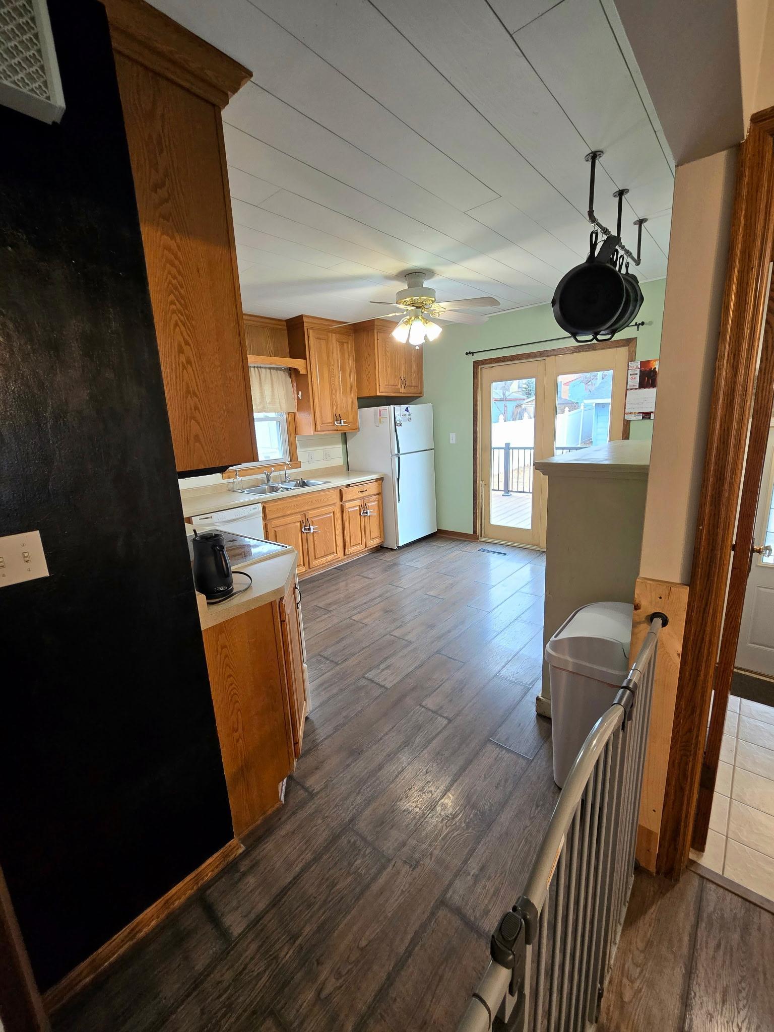 625 6th Street Property Photo 10