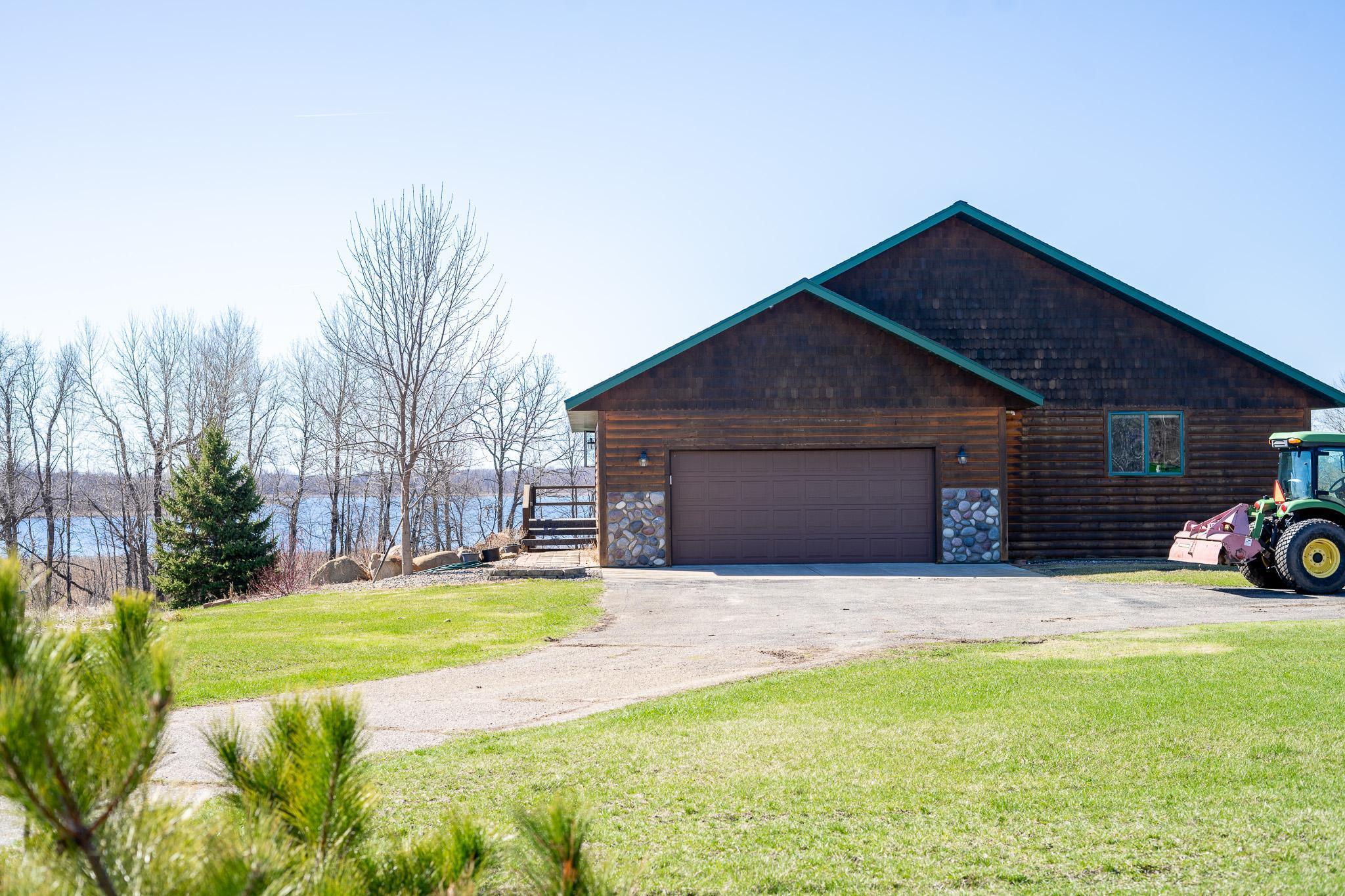 32030 380th Street Property Photo 4
