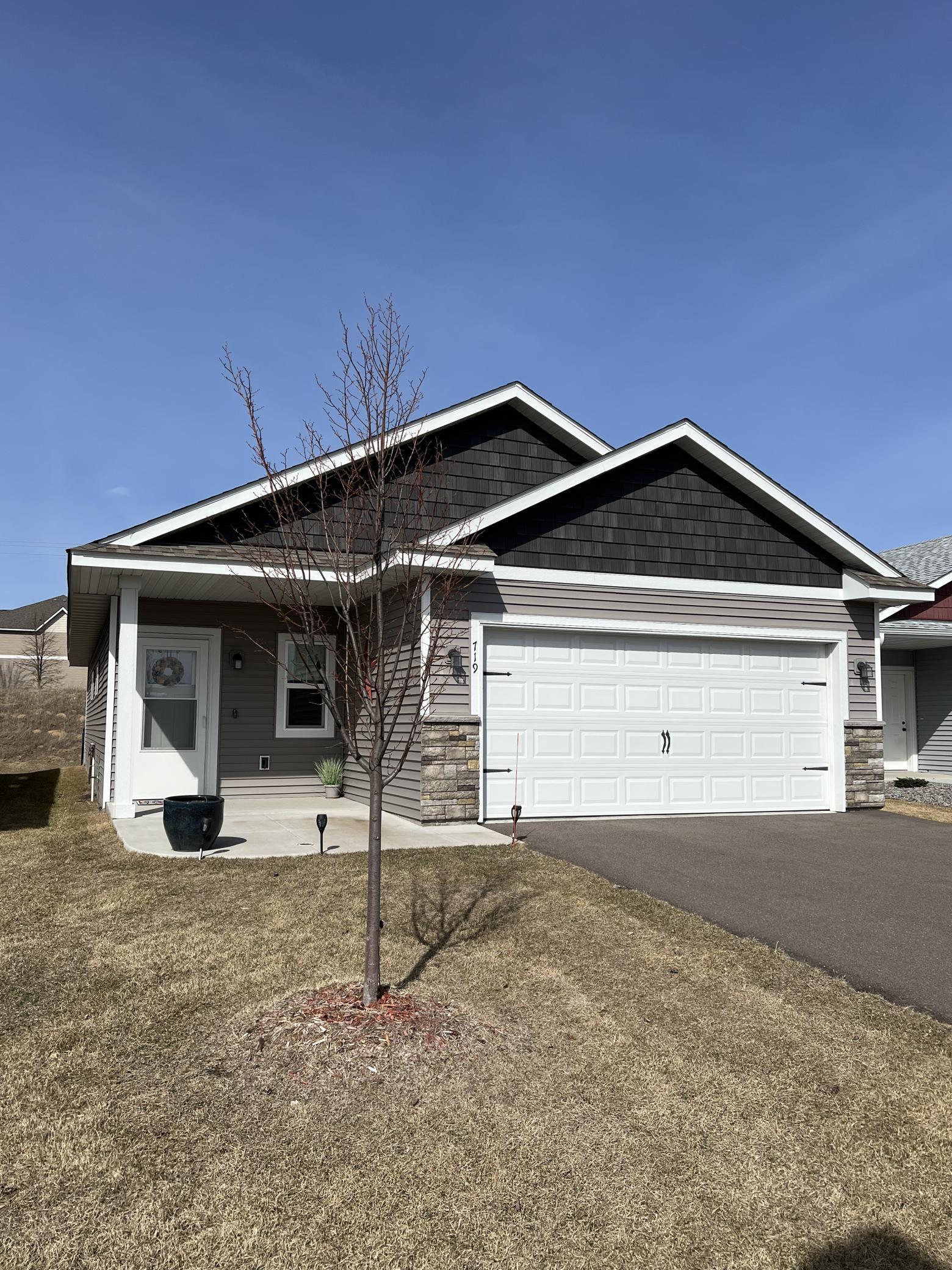 719 Cherrywood Lane Property Photo