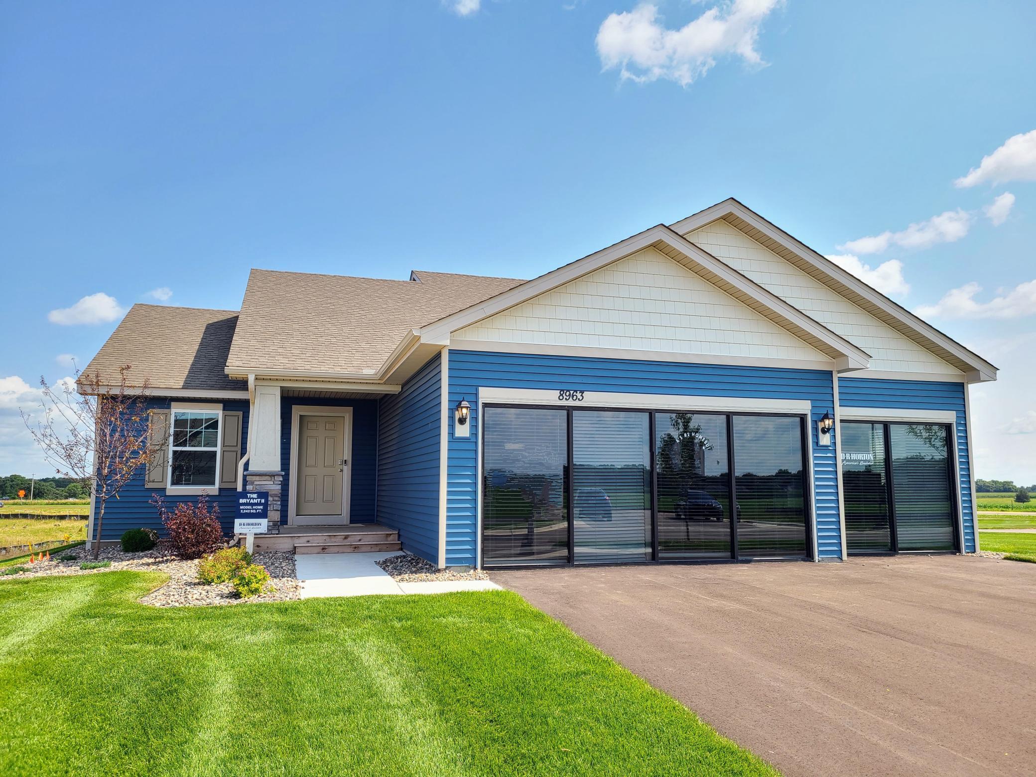 17552 Dunkirk Way Property Photo 1