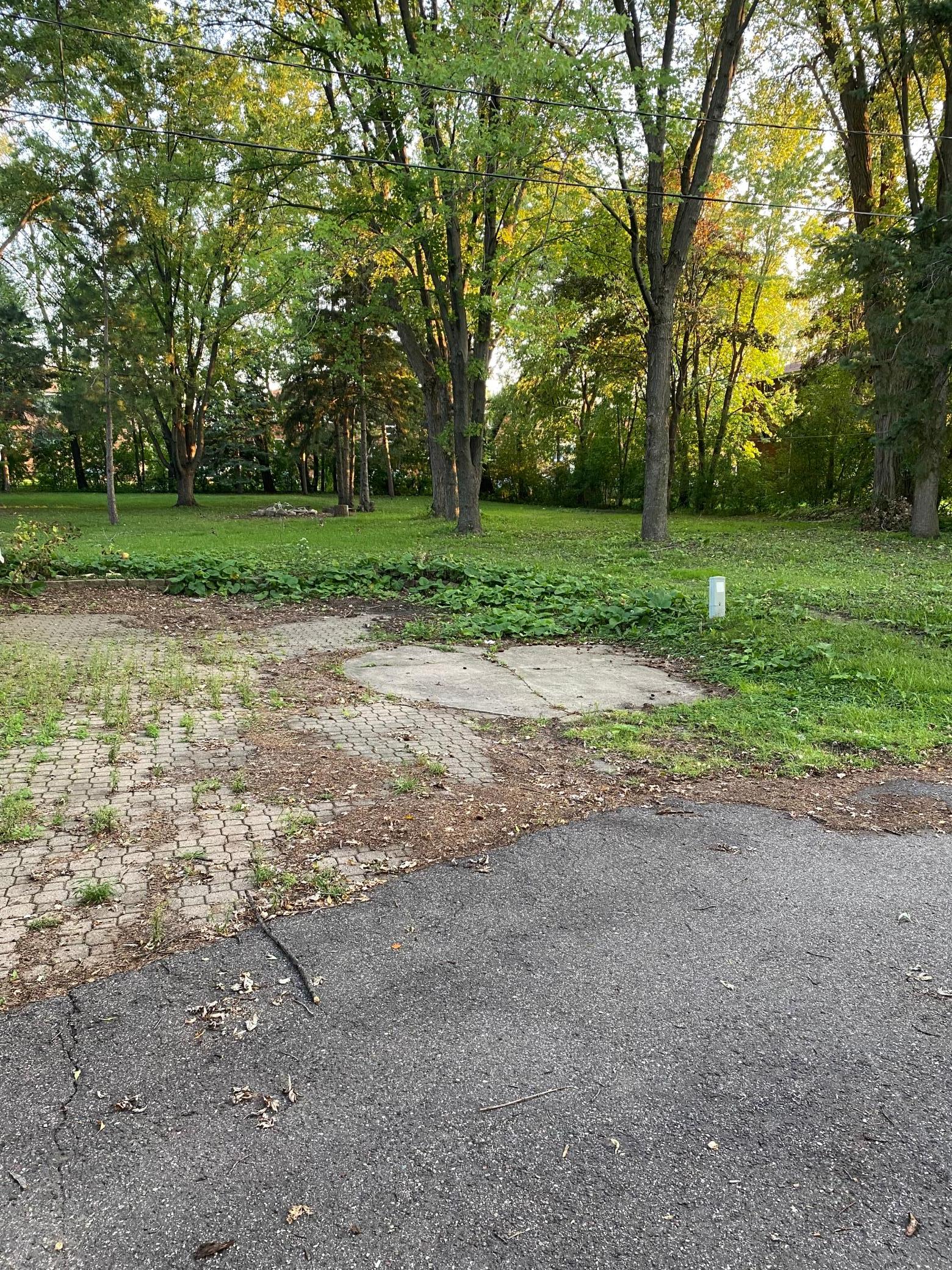 1624 County Road B Property Photo 2
