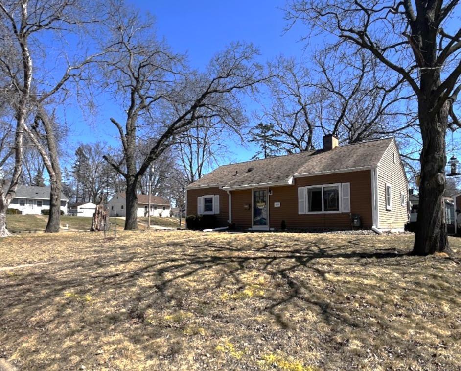 2060 Northwood Drive Property Photo