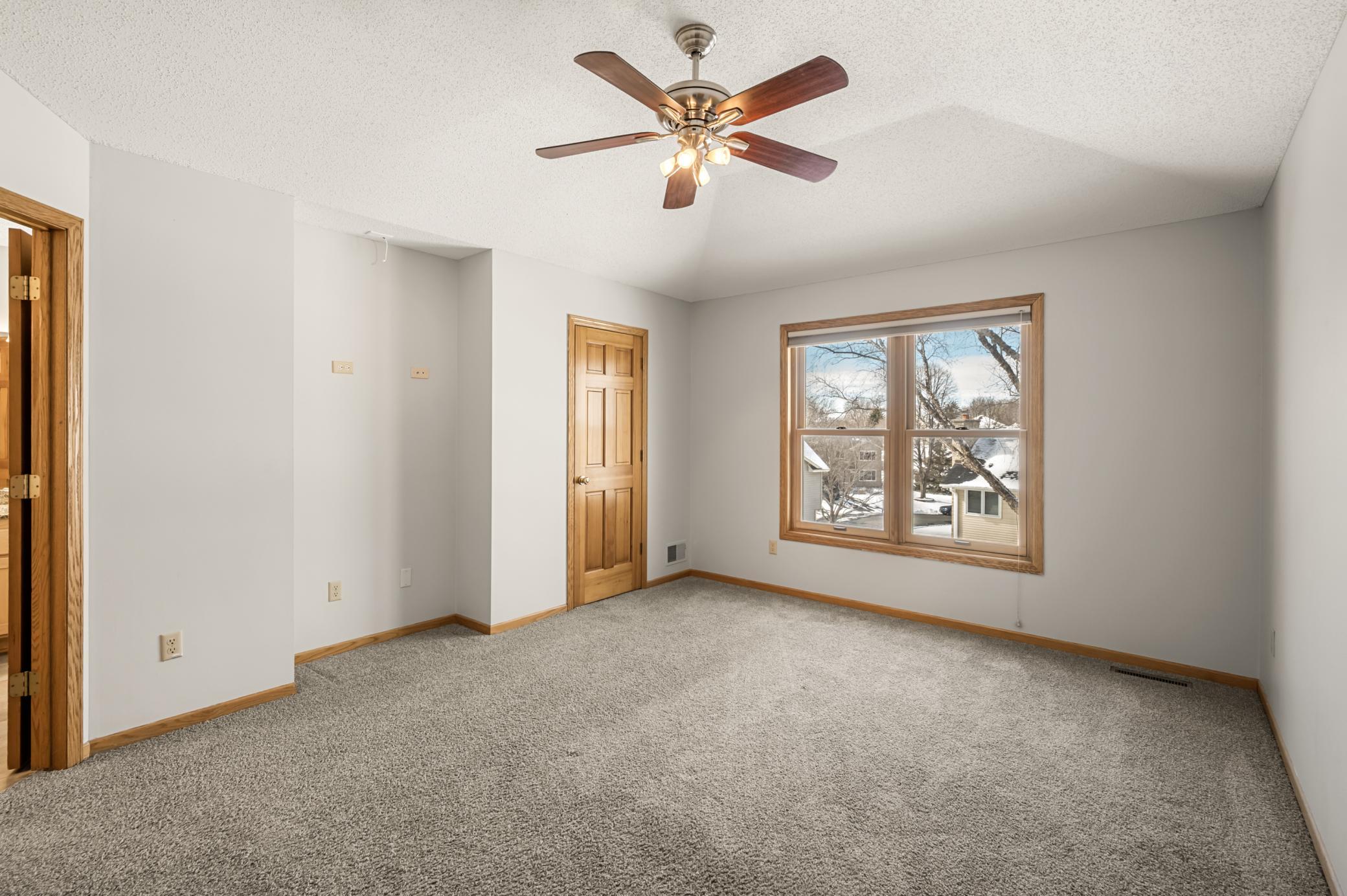 8371 Passfield Turn Property Photo 6