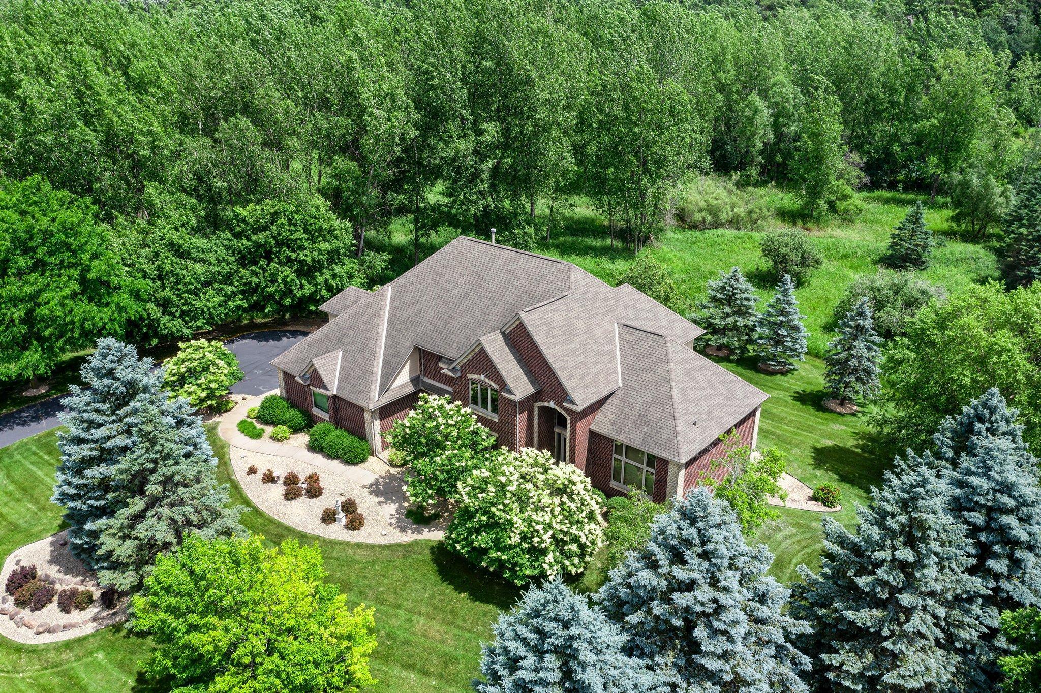 6 Troon Court Property Photo 1