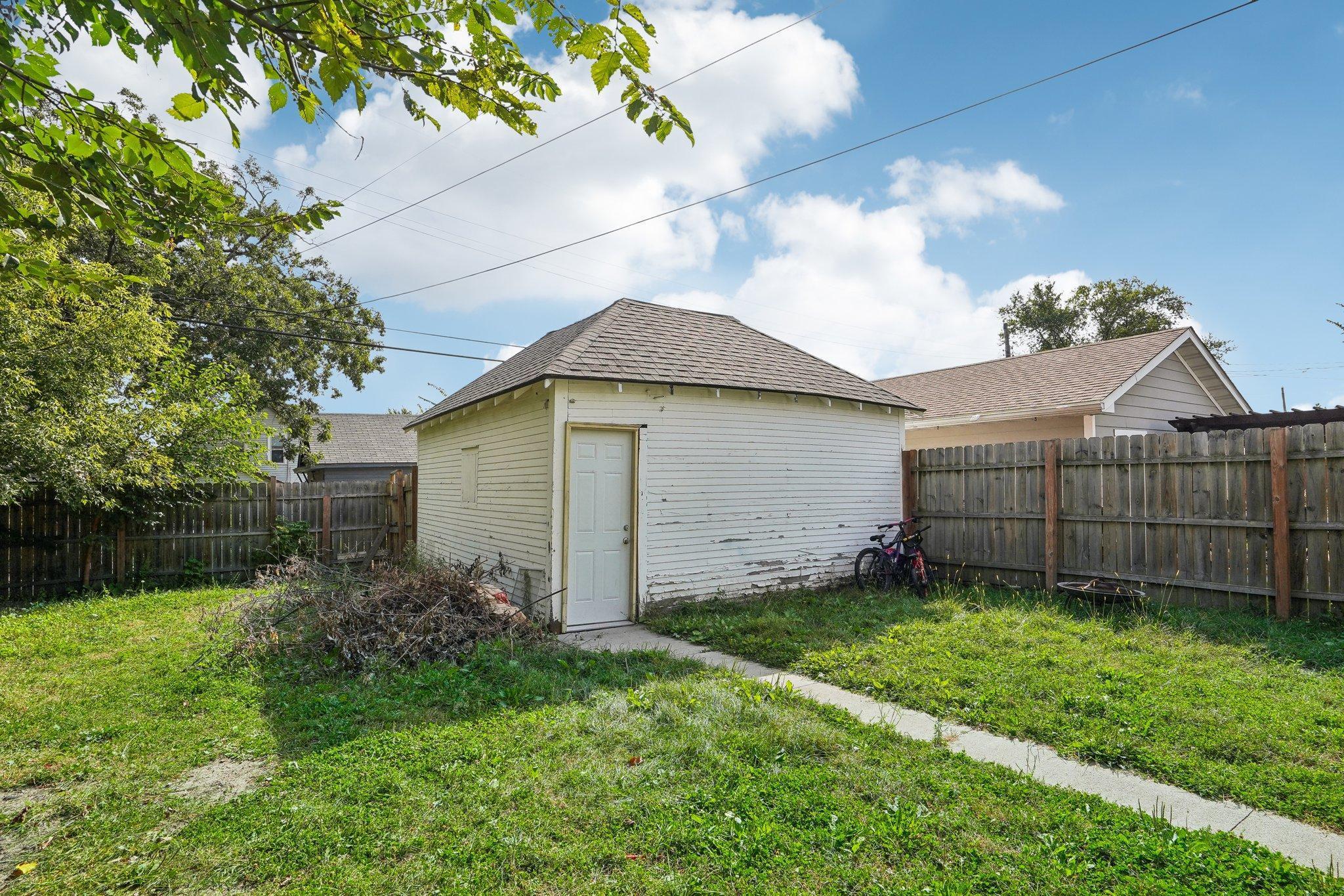 3106 Newton Avenue Property Photo 28