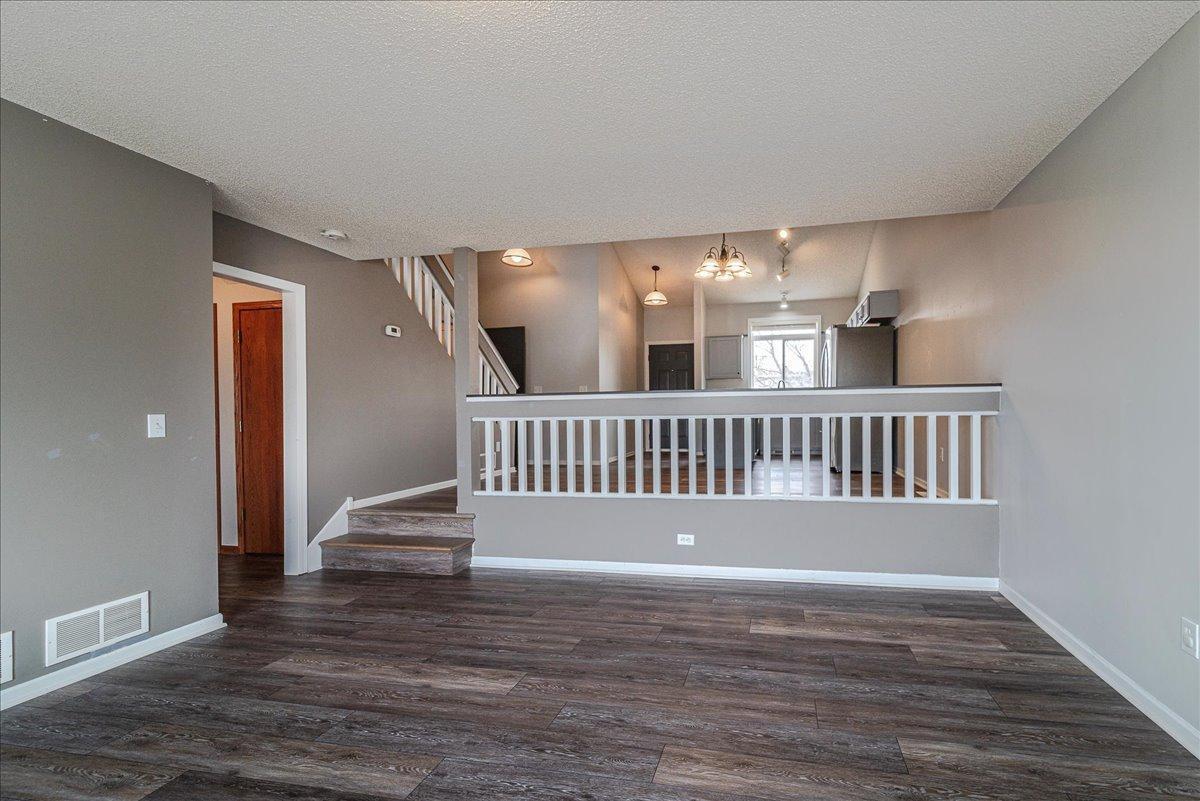 328 Pine Street Property Photo 8