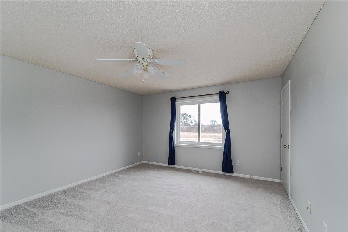 328 Pine Street Property Photo 20