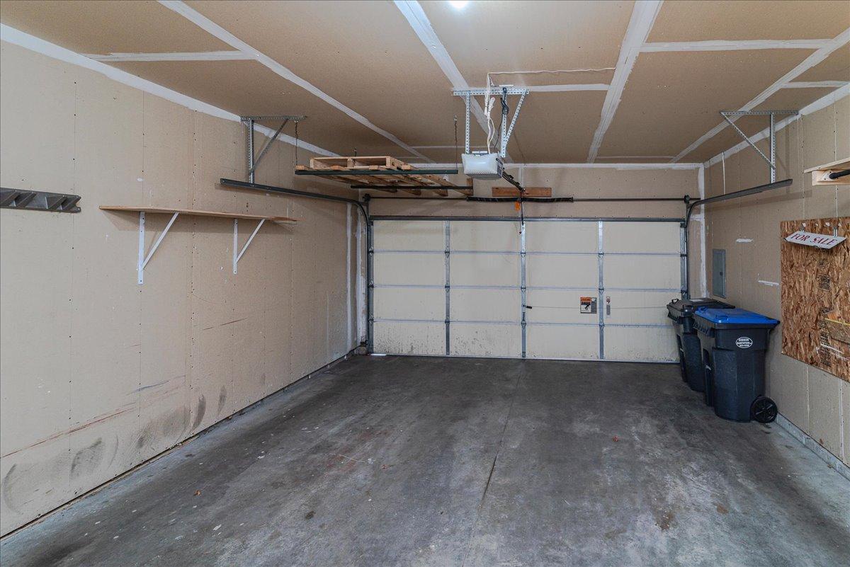 328 Pine Street Property Photo 26