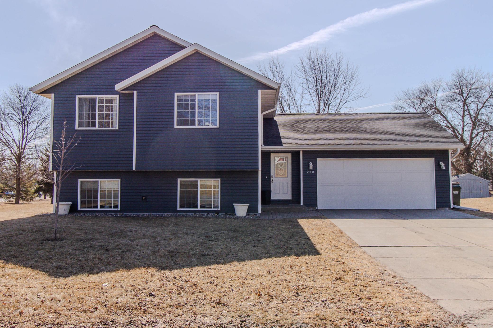 920 Stonebrooke Drive Property Photo