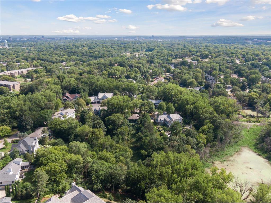5124 Skyline Drive Property Photo
