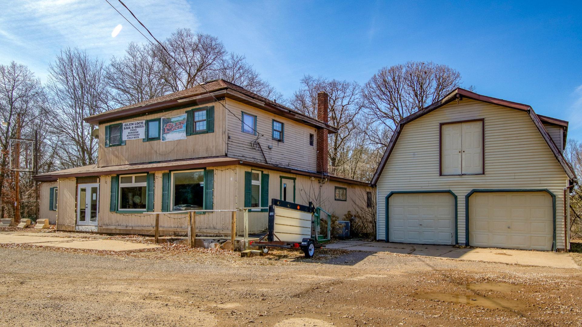 1300 Jefferson Avenue Property Photo 1
