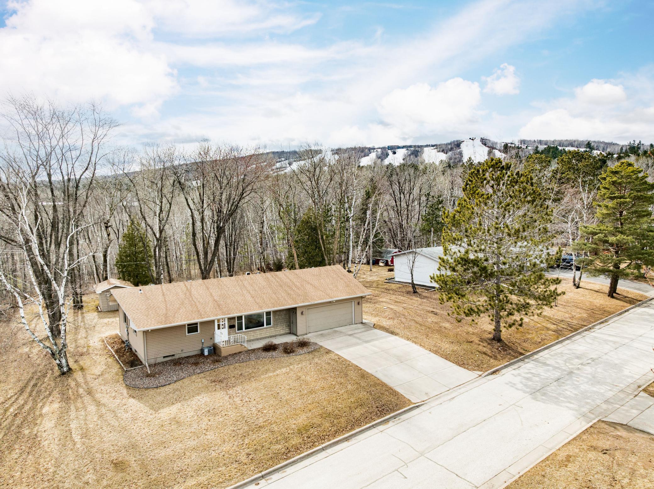 315 N 85th Avenue Property Photo