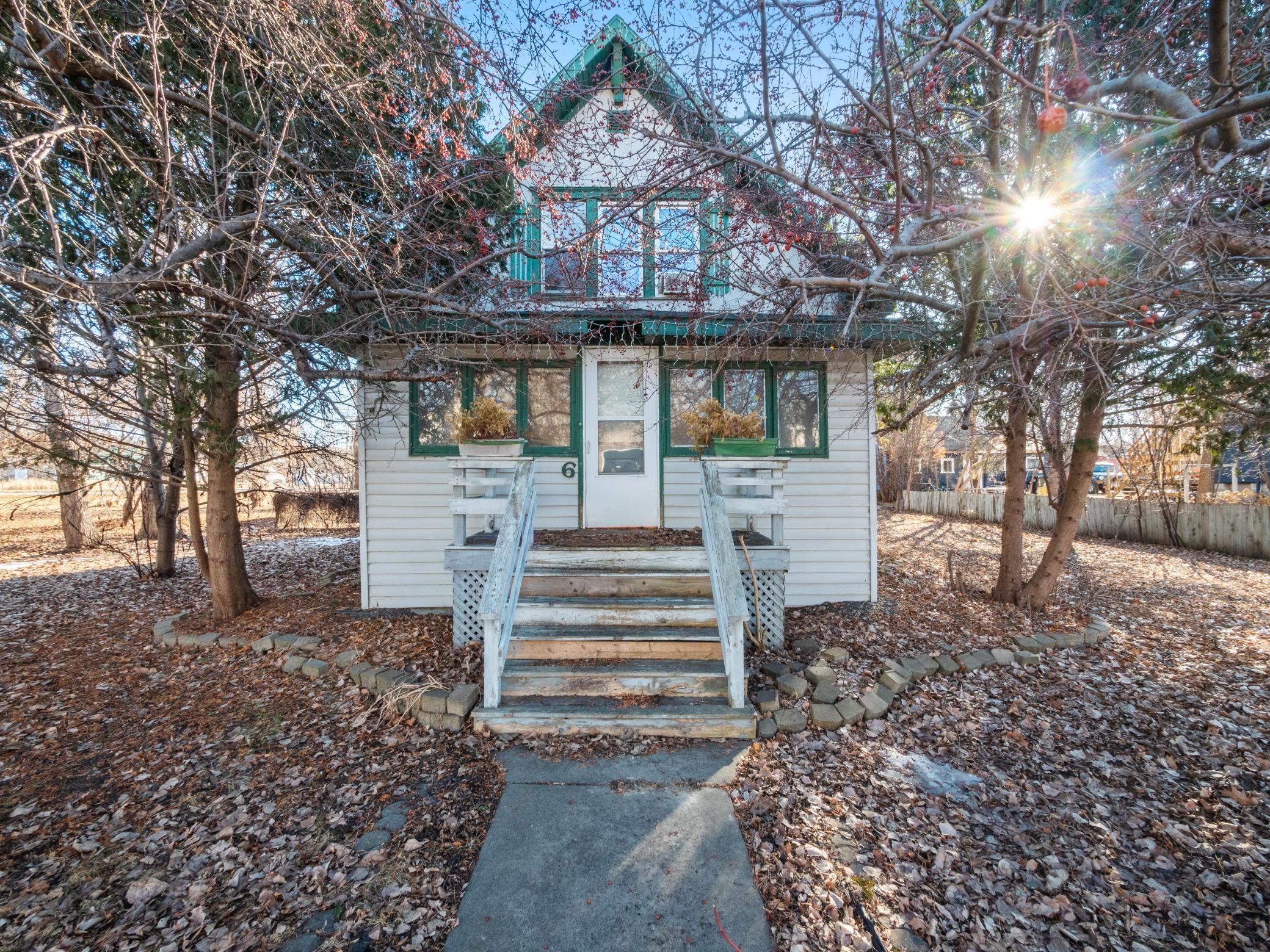 6 4th Street Property Photo 1