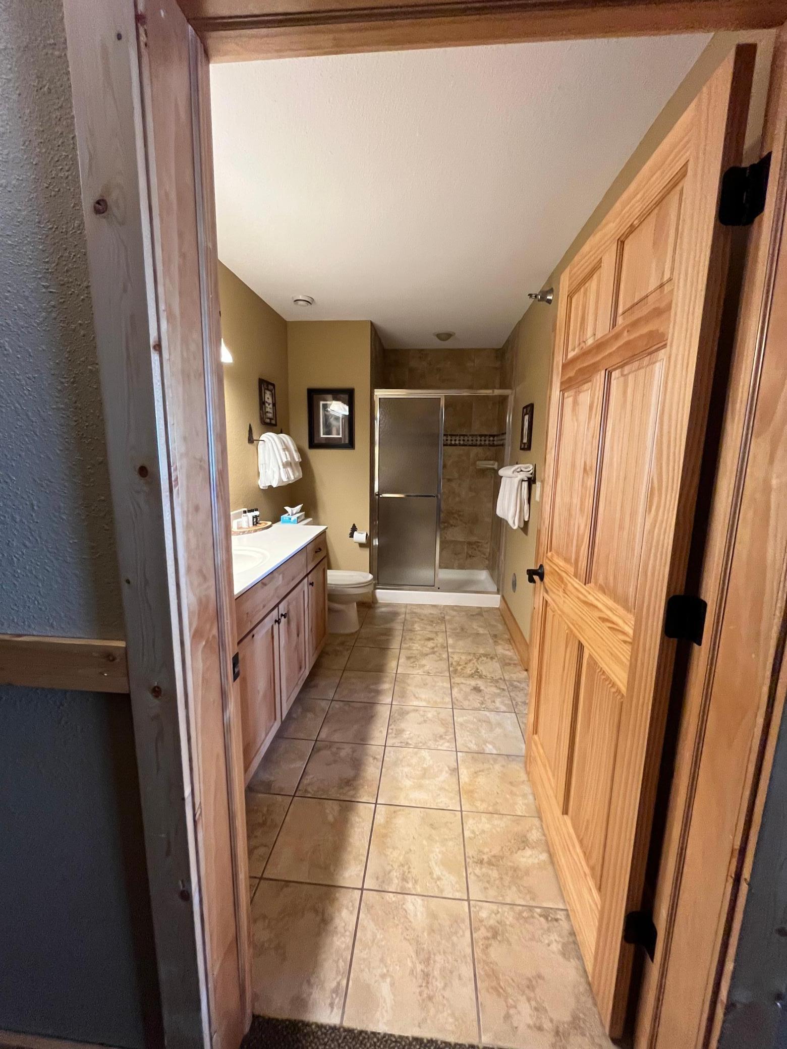 1412 # 5-502a Burlington Road Property Photo 11