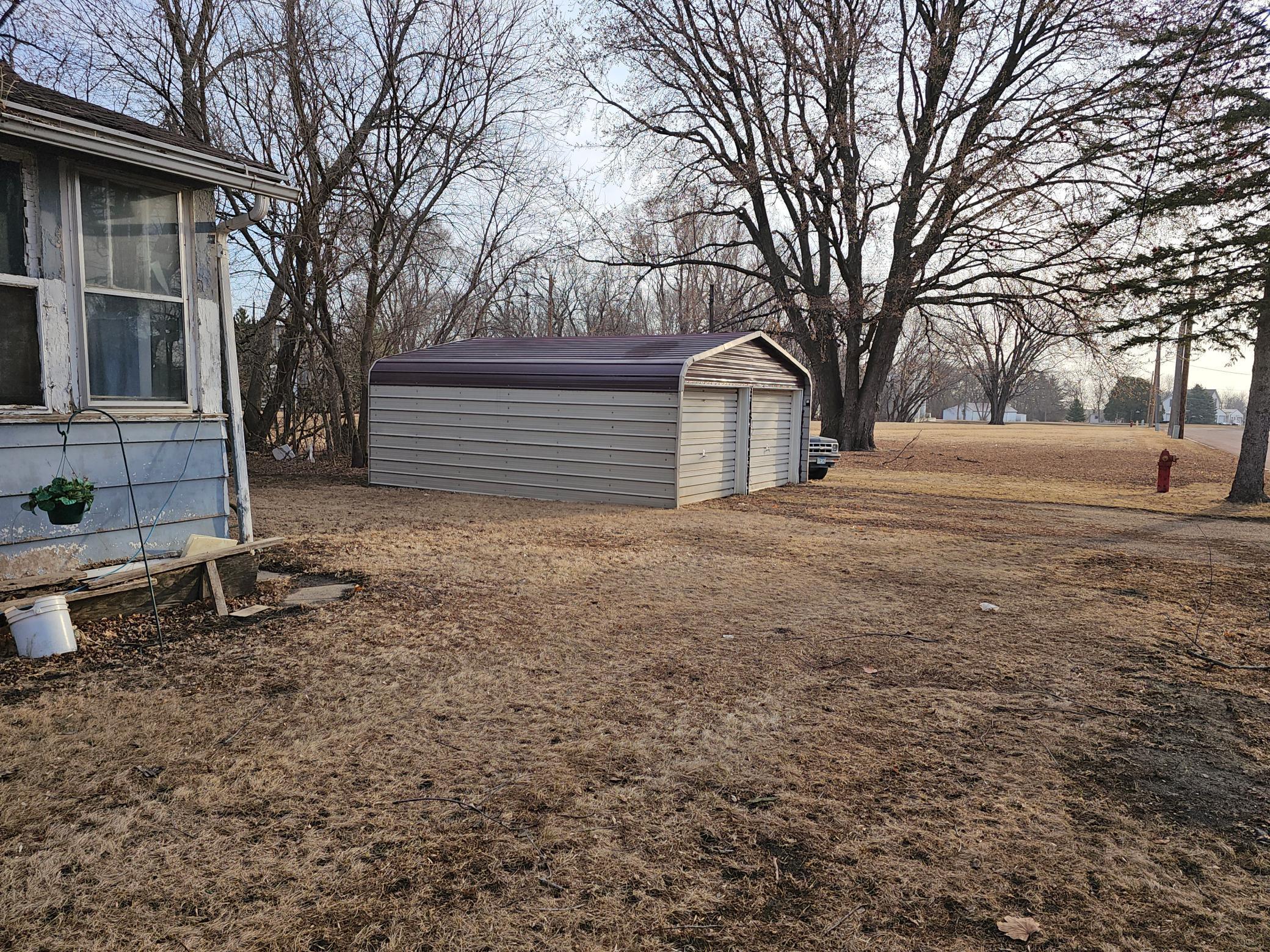 2747 26th Street Property Photo 7