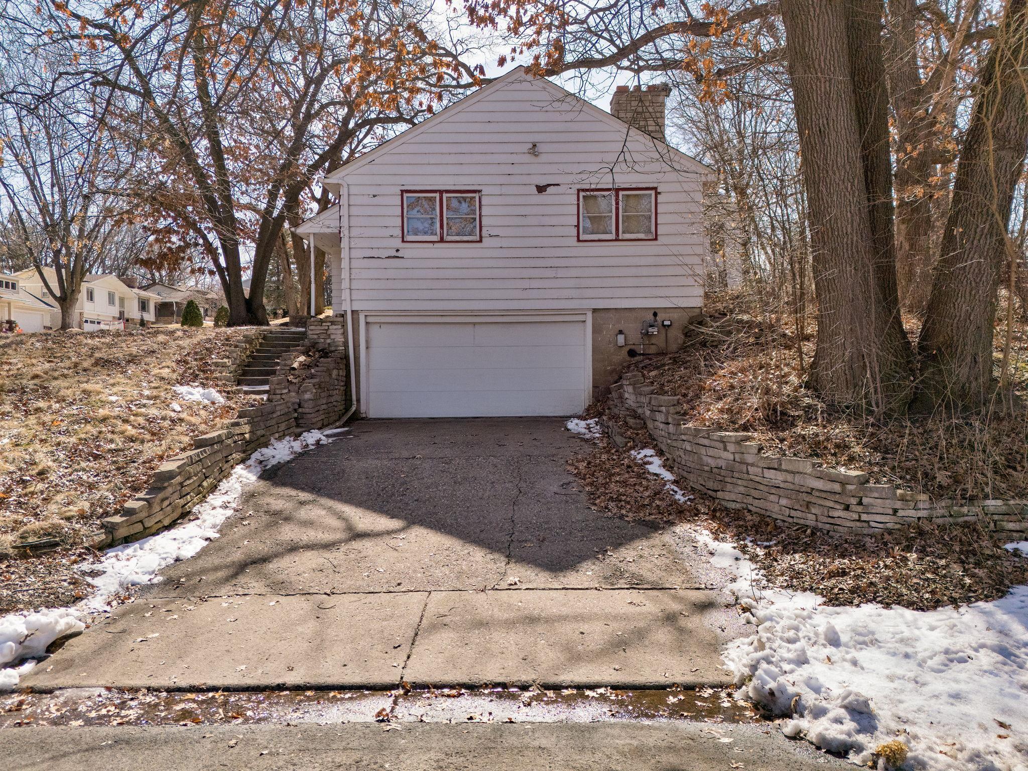 4500 Parkside Lane Property Photo 3