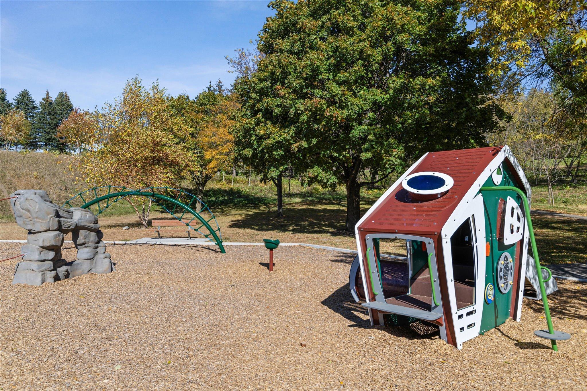 6665 Hinterland Trail S Property Photo 27