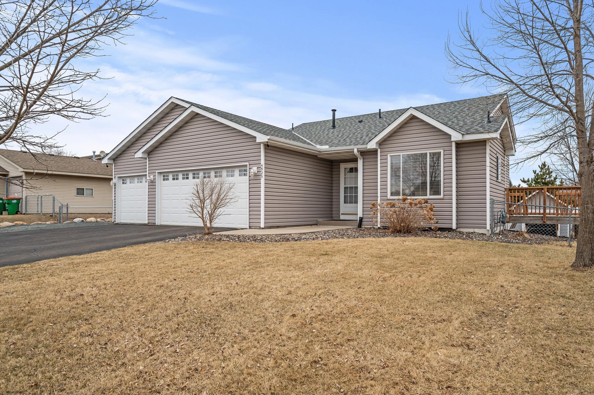4925 Drake Circle Property Photo 2