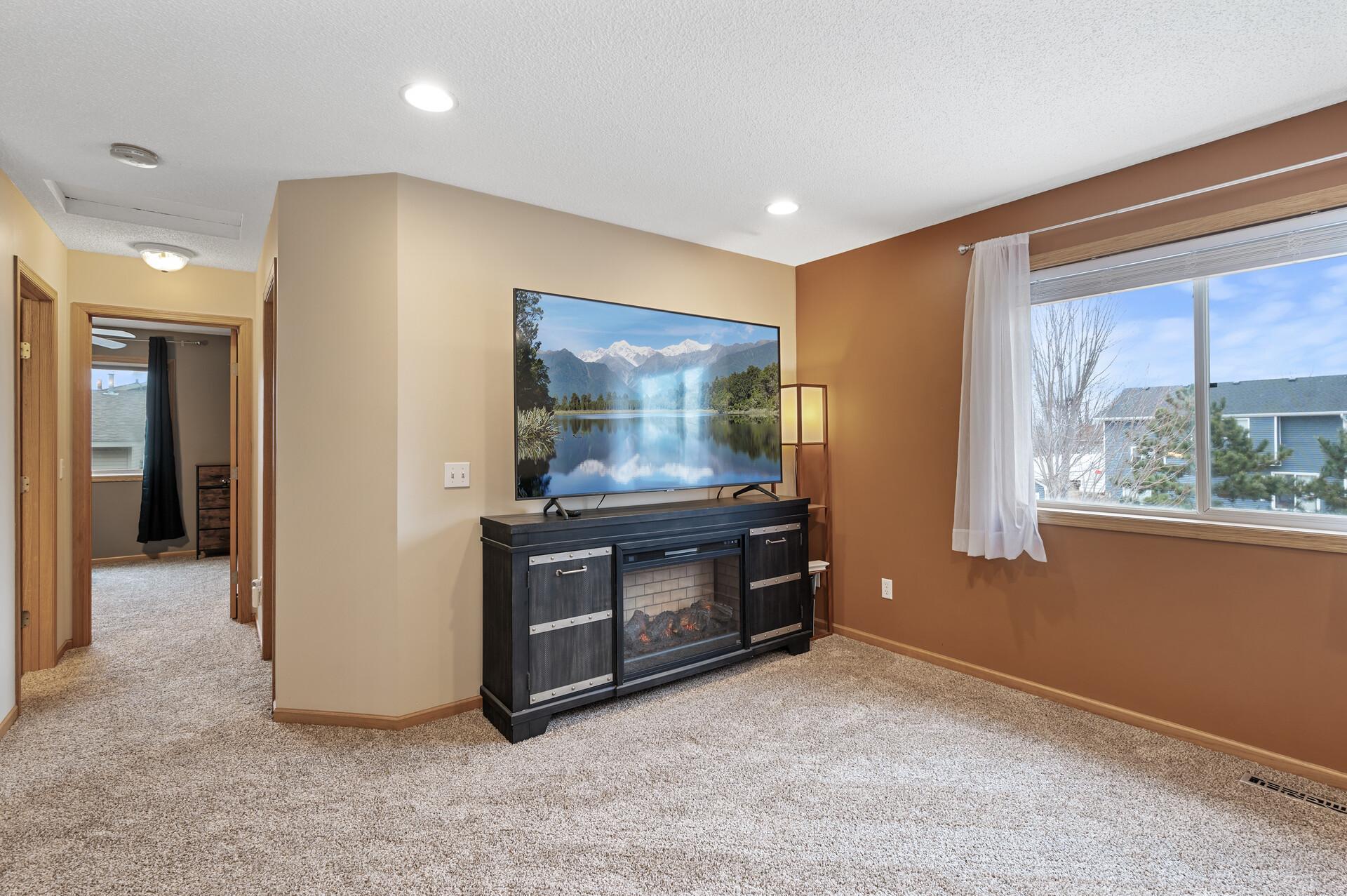 4925 Drake Circle Property Photo 16