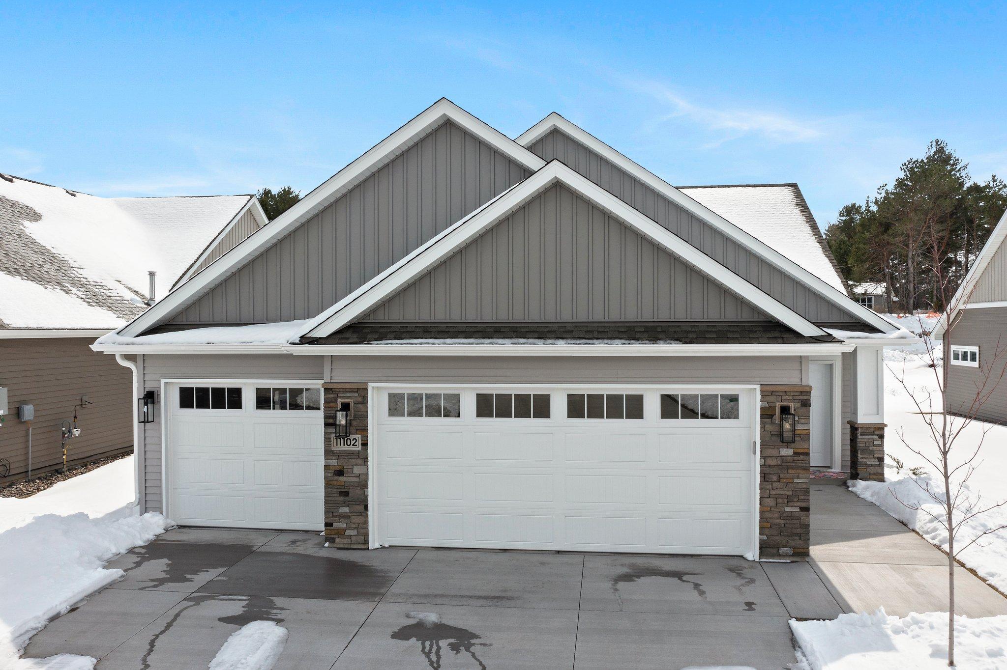 11102 184th Circle Property Photo 1