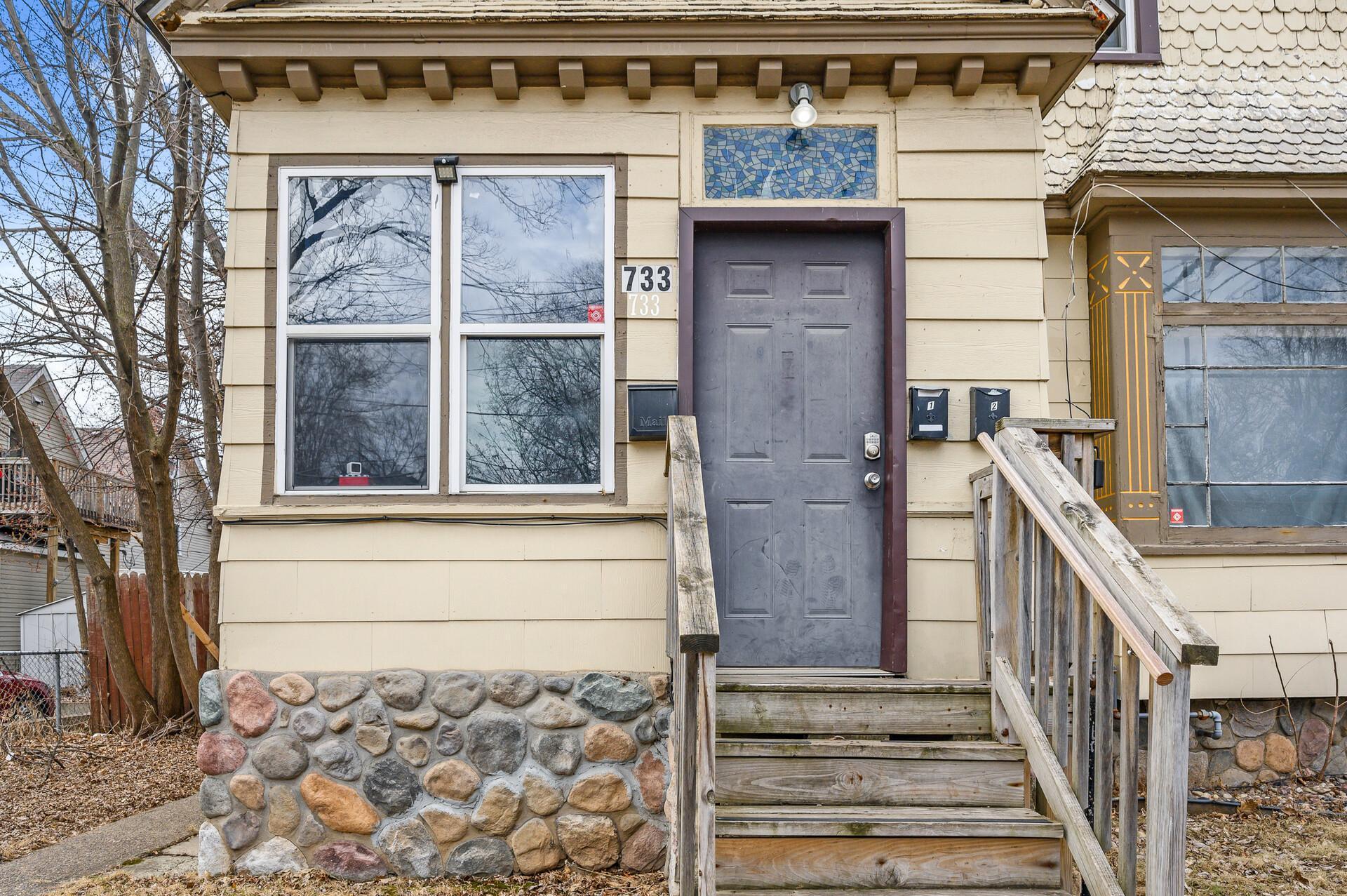 733 Earl Street Property Photo 35